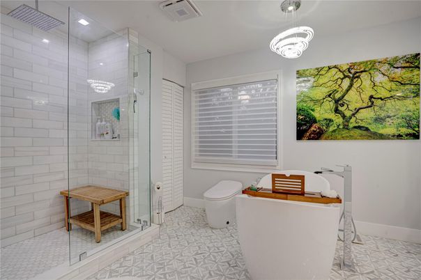 Bathroom, Glass Shower, Interior, Pendant Lights, Recessed Lighting