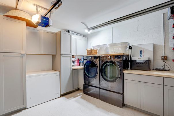 Interior, Washer