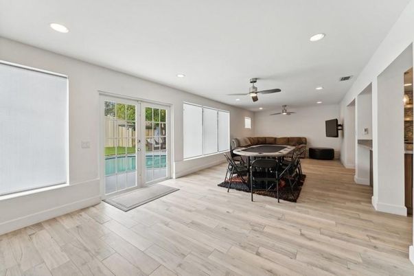 Dining room, Interior, Recessed Lighting, Wood Texture Flooring