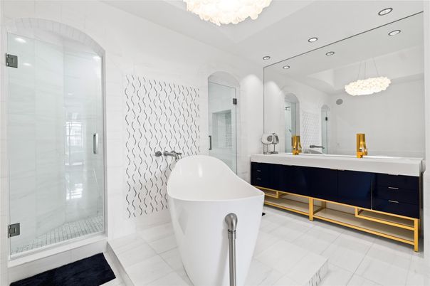 Bathroom, Chandelier, Dual Sink Vanities, Free Standing Baths, Glass Shower, Interior, Recessed Lighting