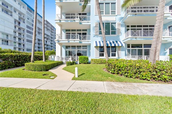 Exterior, Facade, Condo Building