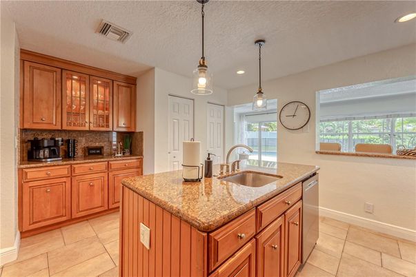 Interior, Kitchen, Pendant Lights, Recessed Lighting