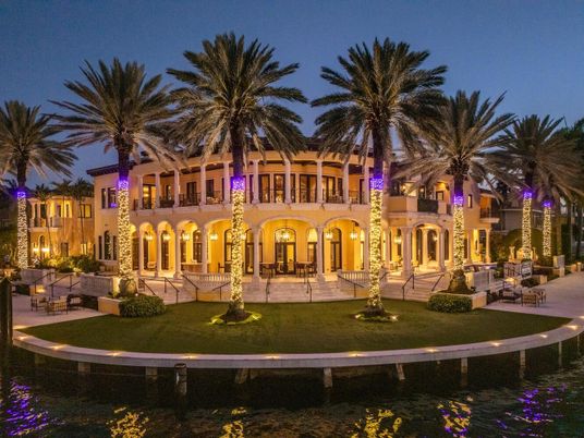 Backyard, Exterior, Facade, French Provincial