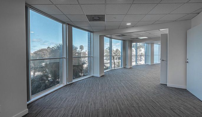 Empty room, Interior, Recessed Lighting