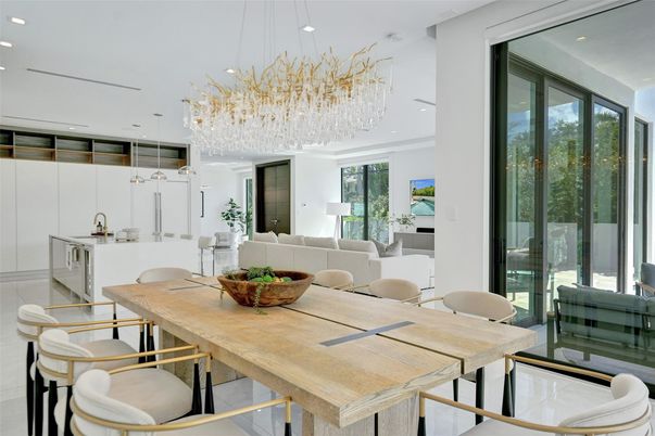 Chandelier, Dining room, Interior, Living room, Pendant Lights, Recessed Lighting
