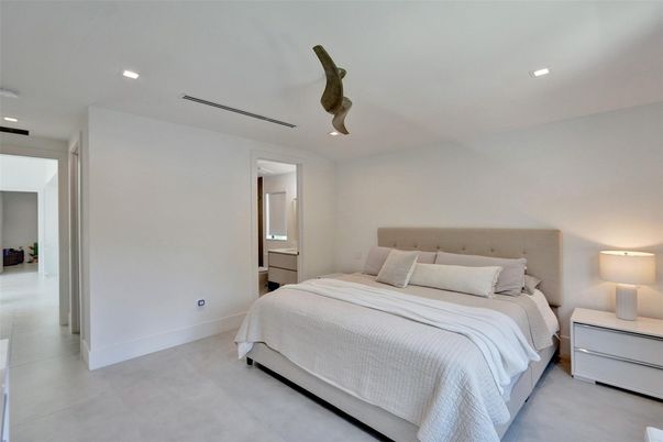 Bedroom, Interior, Recessed Lighting