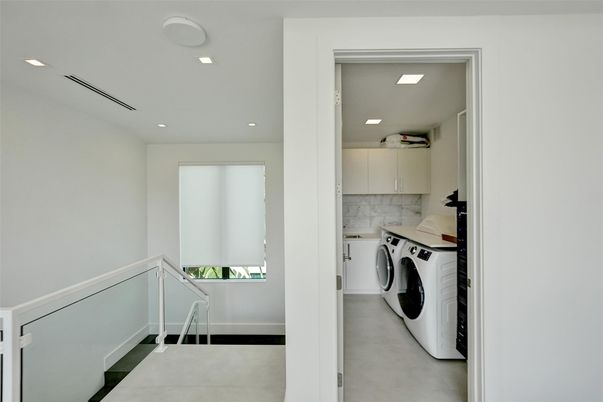 Interior, Recessed Lighting, Washer