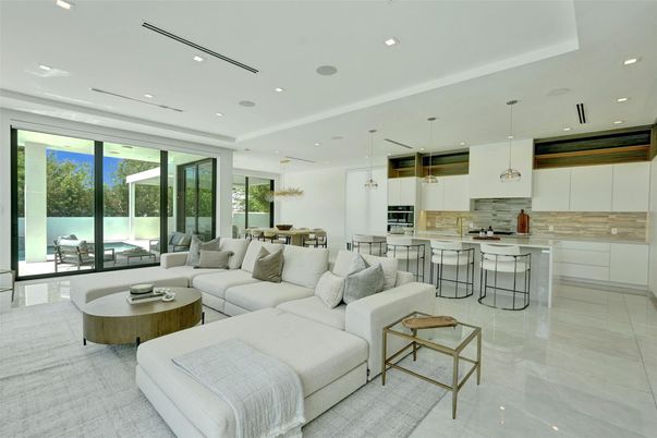 Dining room, Interior, Kitchen, Living room, Pendant Lights, Recessed Lighting