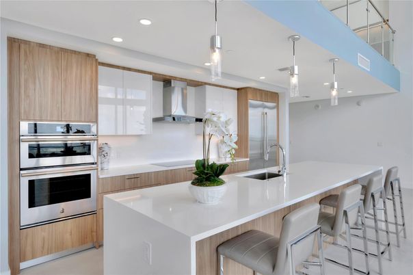 Interior, Kitchen, Pendant Lights, Recessed Lighting, Stainless Steel Appliances
