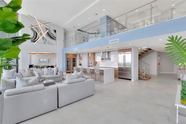 Interior, Kitchen, Living room, Pendant Lights, Recessed Lighting, Stainless Steel Appliances