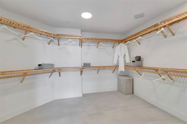 Interior, Recessed Lighting, Walk-in Closets