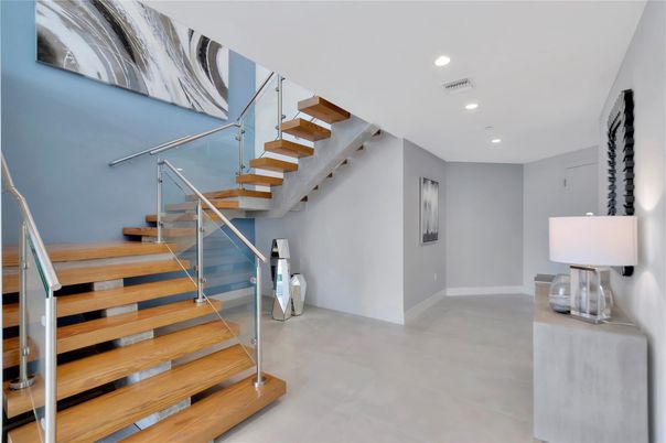 Interior, Recessed Lighting