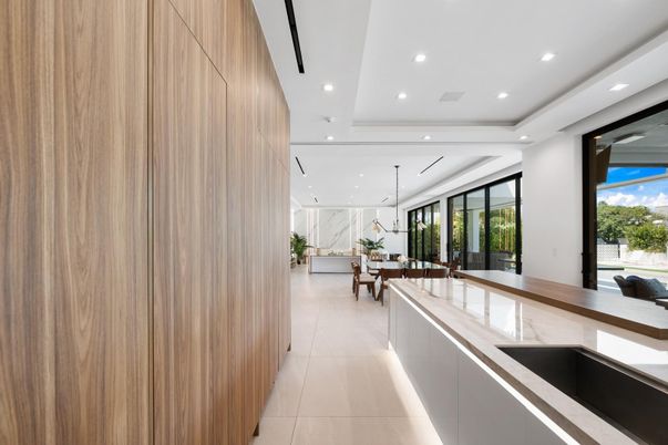 Dining room, Interior, Pendant Lights, Recessed Lighting