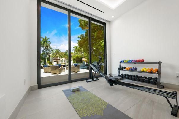 Fitness Equipment, Interior, Recessed Lighting