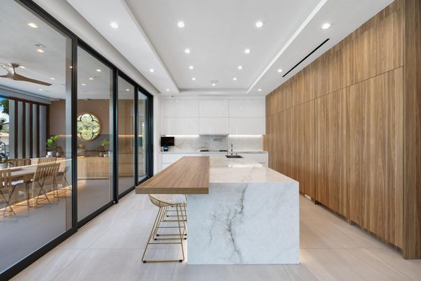 Dining room, Interior, Kitchen, Recessed Lighting, Stainless Steel Appliances