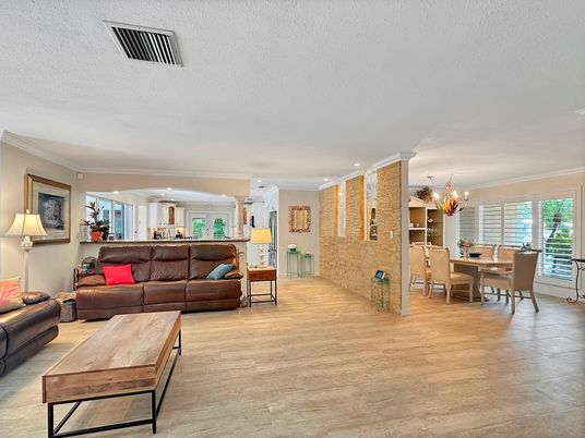 Chandelier, Dining room, Interior, Living room, Recessed Lighting, Wood Texture Flooring