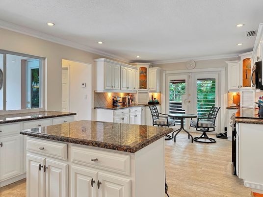 Dining room, Interior, Kitchen, Recessed Lighting, Wood Texture Flooring