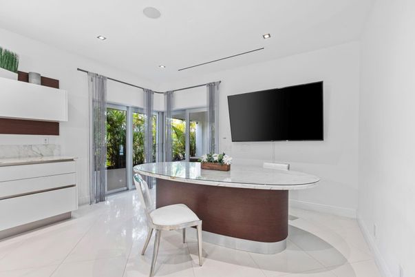 Interior, Marble, Recessed Lighting