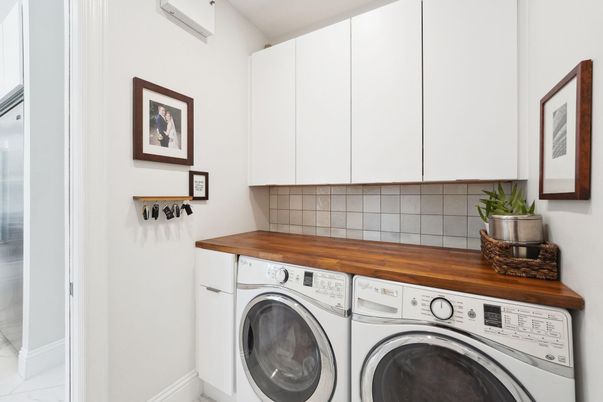 Interior, Washer
