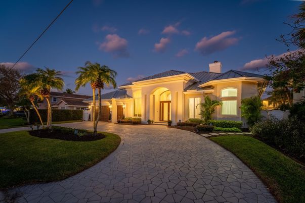 Backyard, Exterior, Facade, Mediterranean