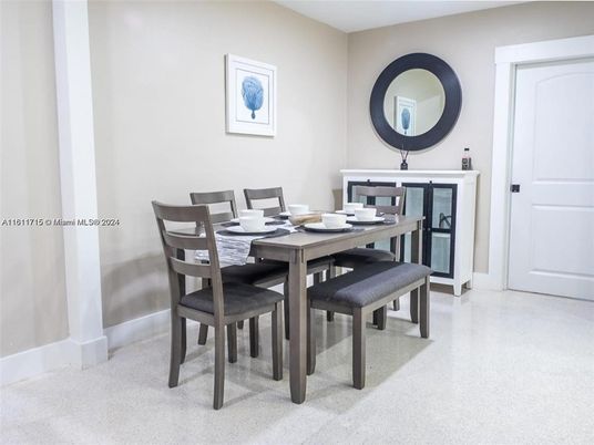 Dining room, Interior