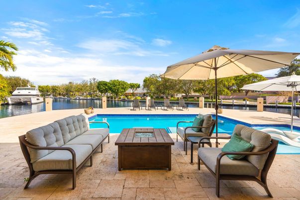 Exterior, Pool, Water