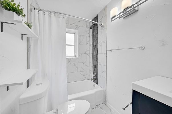 Bathroom, Interior, Marble, Marble Walls