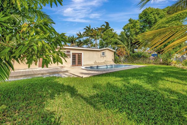 Backyard, Exterior, Pool
