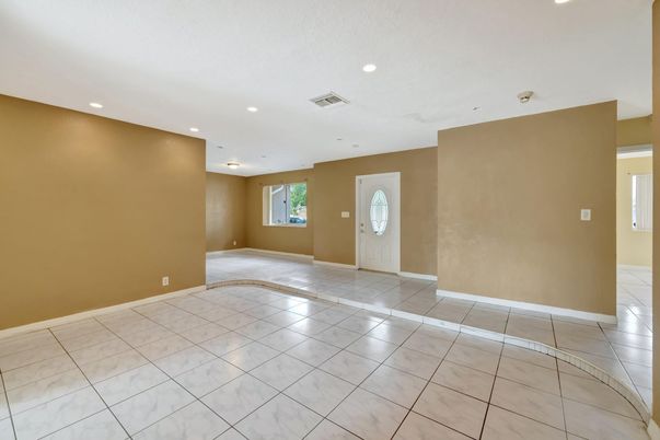 Empty room, Interior, Marble, Recessed Lighting