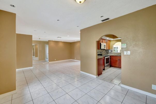 Empty room, Interior, Kitchen, Recessed Lighting