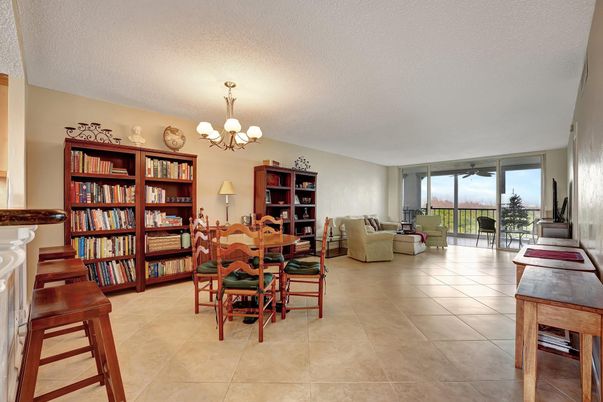 Chandelier, Dining room, Fireplace, Interior, Living room