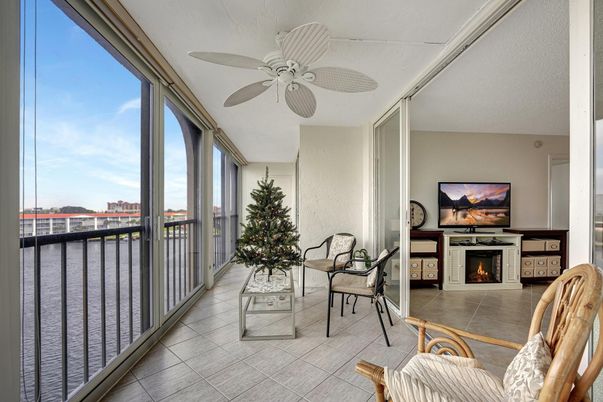 Fireplace, Interior
