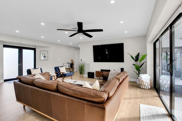 Interior, Living room, Recessed Lighting, Wood Texture Flooring