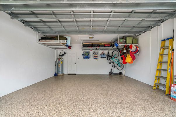 Garage, Interior