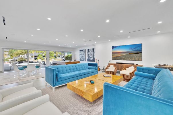 Dining room, Game Room, Interior, Living room, Recessed Lighting