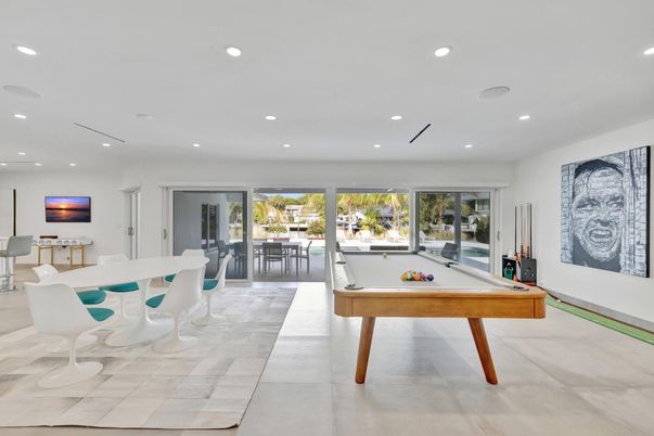 Billiard Table, Dining room, Game Room, Interior, Recessed Lighting