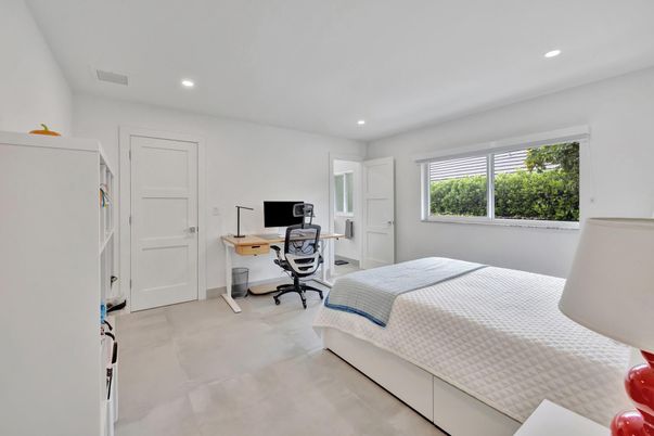Bedroom, Home Office, Interior, Recessed Lighting