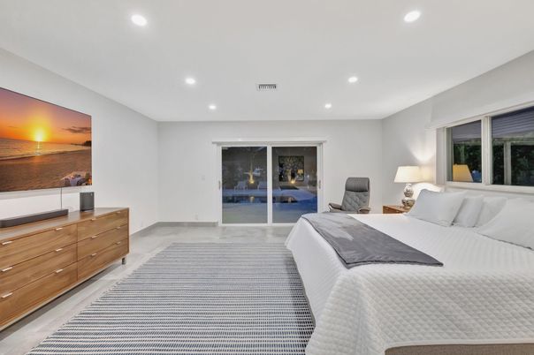 Bedroom, Interior, Recessed Lighting