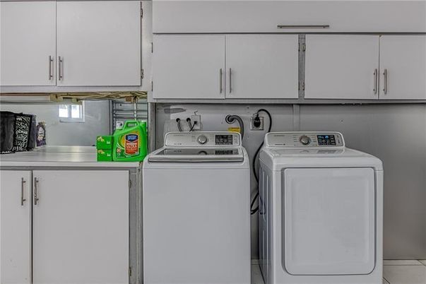 Interior, Washer