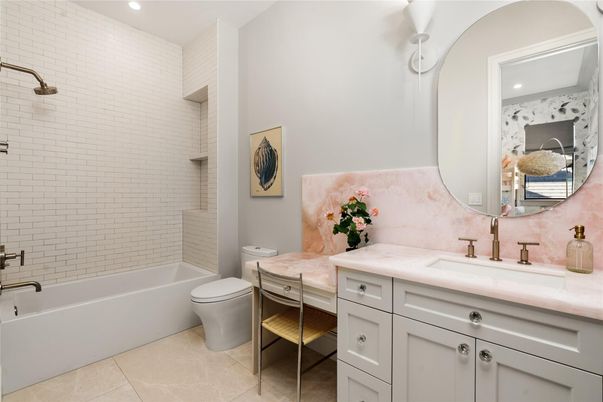 Bathroom, Interior, Recessed Lighting
