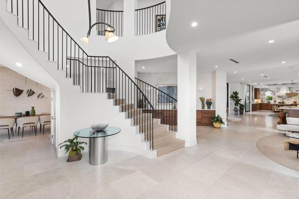 Dining room, Interior, Pendant Lights, Recessed Lighting