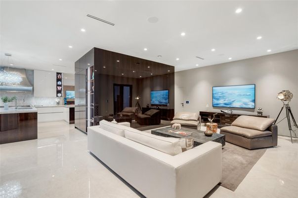 Interior, Kitchen, Living room, Pendant Lights, Recessed Lighting