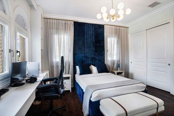 Bedroom, Home Office, Interior, Pendant Lights, Wood Texture Flooring