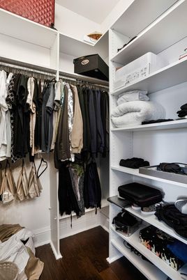 Interior, Walk-in Closets, Wood Texture Flooring