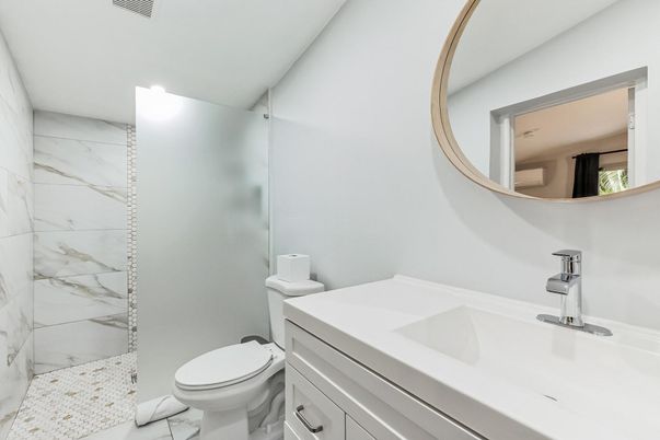Bathroom, Interior, Marble, Marble Walls, Recessed Lighting