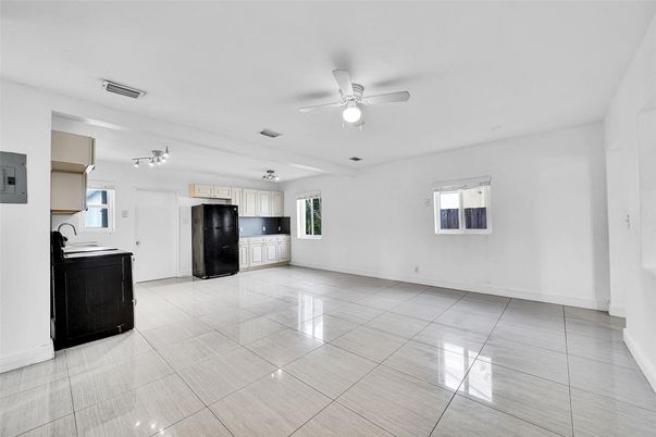 Empty room, Interior, Kitchen