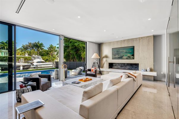 Fireplace, Interior, Living room, Recessed Lighting