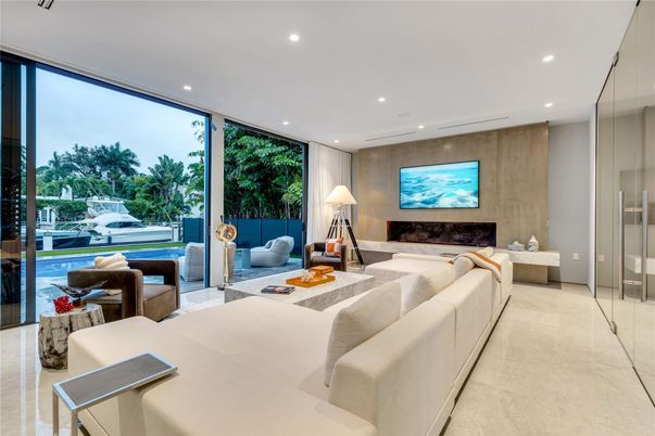 Fireplace, Interior, Living room, Recessed Lighting
