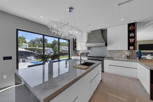 Chandelier, Interior, Kitchen, Recessed Lighting, Stainless Steel Appliances