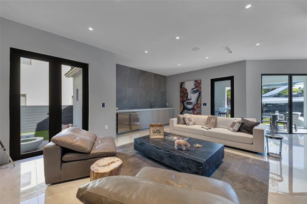 Interior, Living room, Recessed Lighting, Water